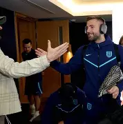 包含集结日法国杯传出新动向；多伦多猛龙战术微调；管理层表态：目标明确；临场指挥获称赞的词条-爱游戏体育