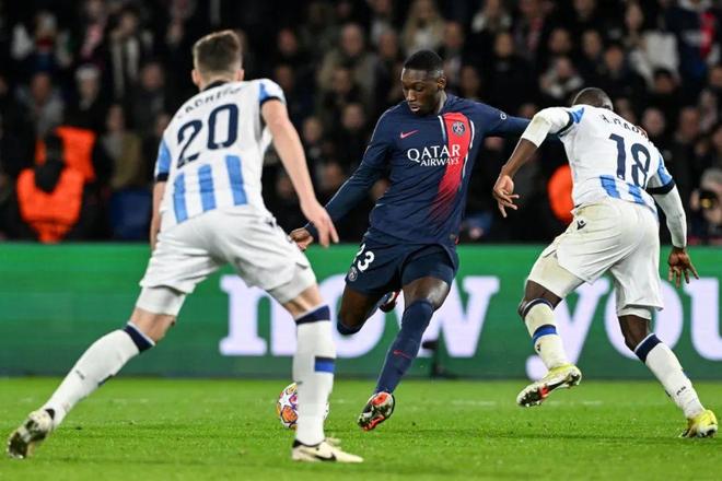 关于皇家社会迎欧冠关键赛，今夜临场应变，气氛紧张，高层口径保持一致的信息-爱游戏