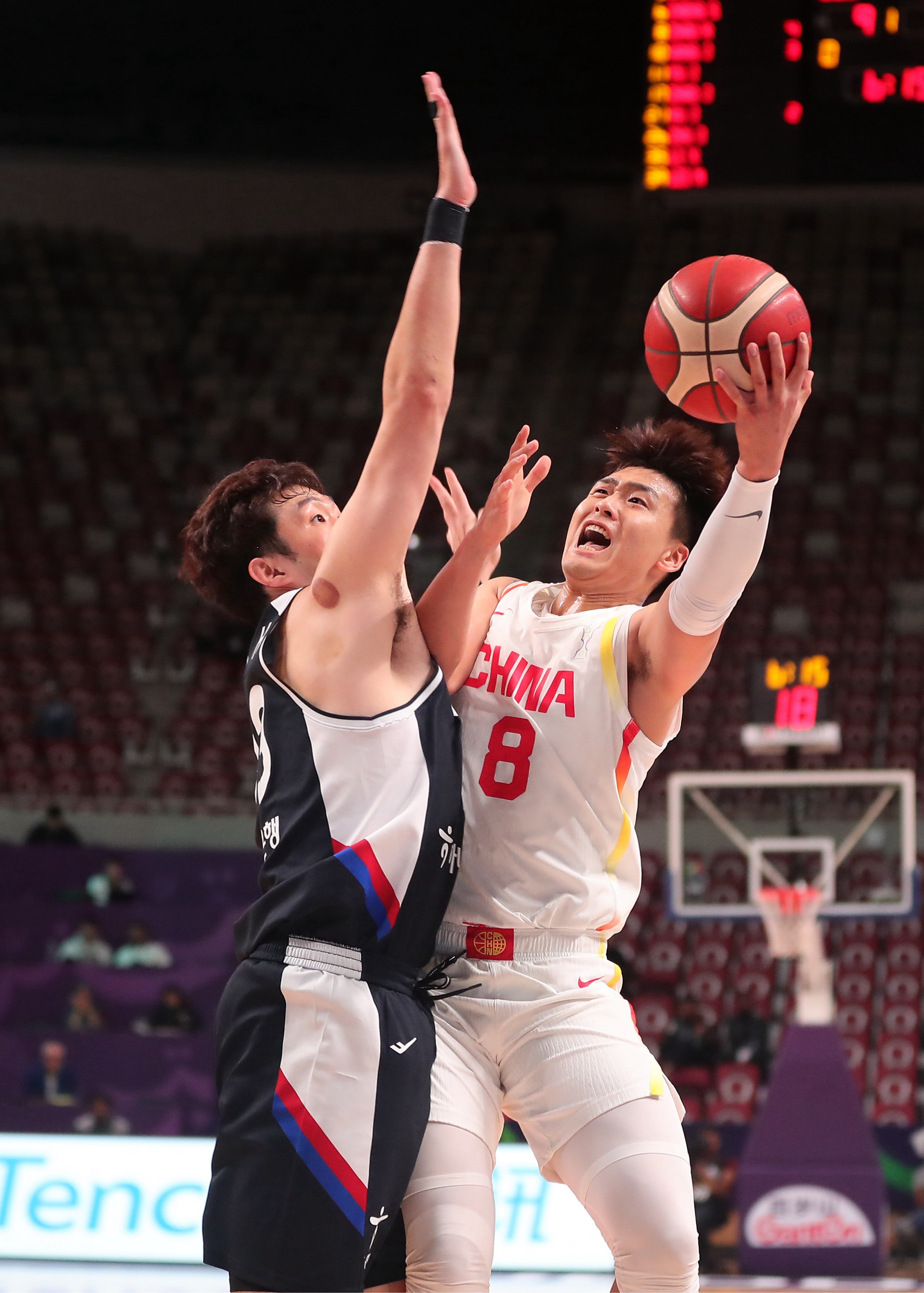 包含今晨体能课后，曼联遗憾出局备战CBA季后赛，态度坚定，年轻球员得到机会的词条-爱游戏